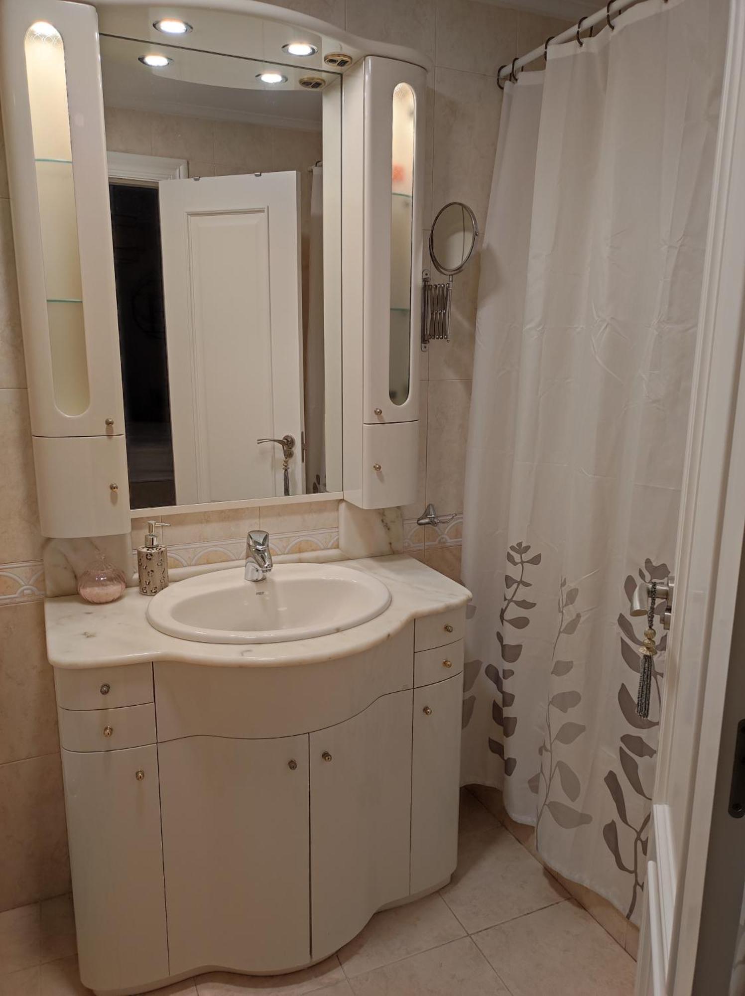 Precioso Piso Con Garaje En El Centro De Castro Urdiales Apartment Bagian luar foto