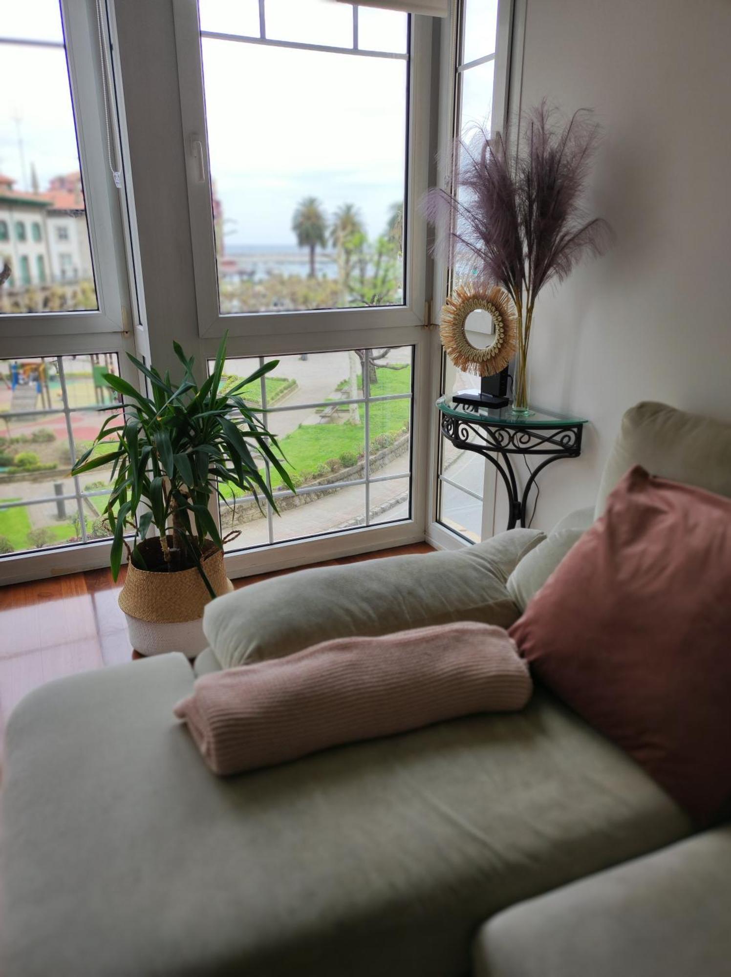 Precioso Piso Con Garaje En El Centro De Castro Urdiales Apartment Bagian luar foto